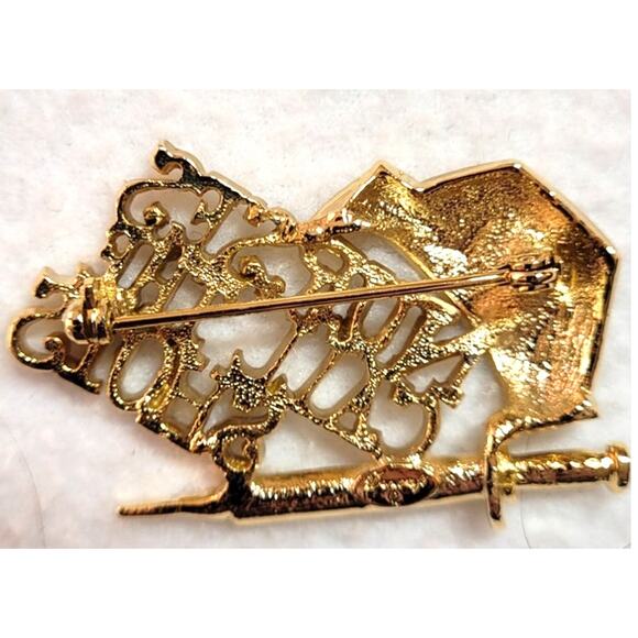 Nurses Call The Shots Brooch Signed Danecraft Vintage Matte Goldtone - Picture 4 of 4